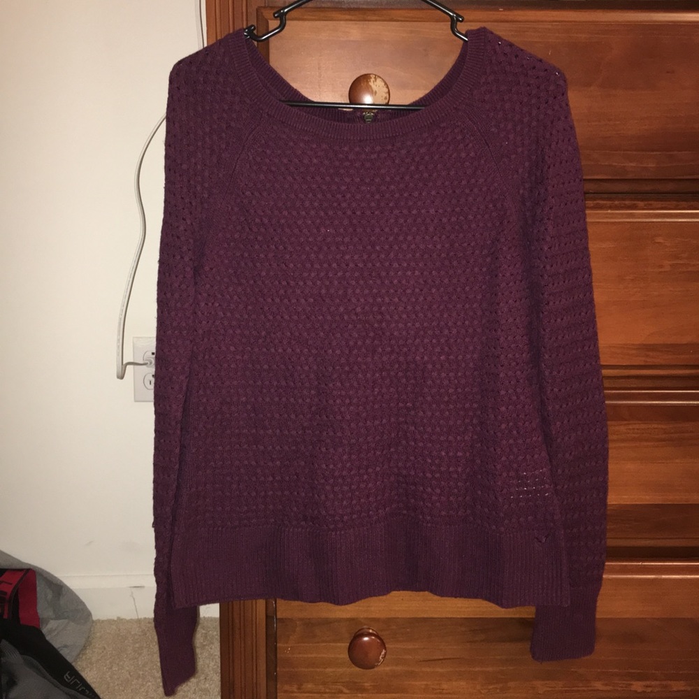 American Eagle Women’s Knit Sweater Size Medium